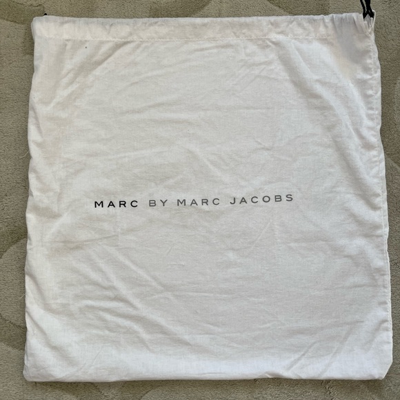 Neo Vintage Marc By Marc Jacobs patent leather tote - Picture 7 of 7
